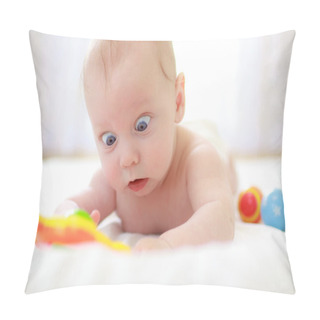 Personality  Baby With A Funny Expression On His Face Pillow Covers
