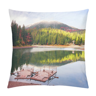 Personality  Synevir Lake Autumn Colors Pillow Covers