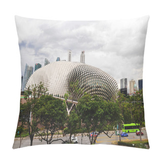 Personality  Esplanade Theaters On The Bay With Singapore City Pillow Covers