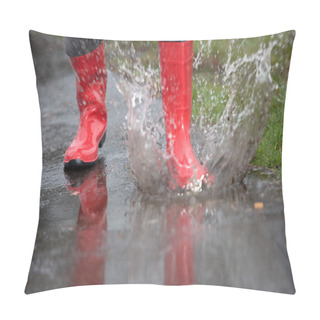 Personality  Rubber Boot Are Jumping Into A Big Puddle Pillow Covers
