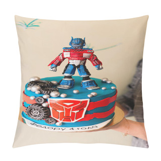 Personality  Cake With Superheroes An Interesting Birthday Cake For A Boy. Cakes And Pastries Pillow Covers
