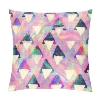 Personality  Blurry Rainbow Glitch Artistic Geo Shape Texture Background. Irregular Bleeding Watercolor Tie Dye Seamless Pattern. Ombre Distorted Boho Batik All Over Print. Variegated Trendy Dripping Wet Effect. Pillow Covers