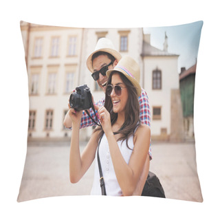 Personality  Cute Couple Looking On Their Photos On Camera Pillow Covers