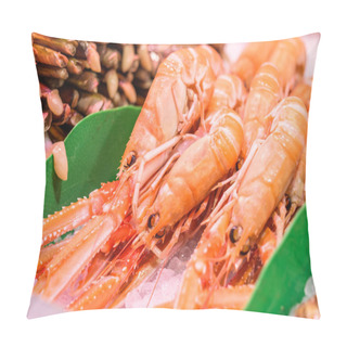 Personality  Fresh Langoustines And Razor Clams Pillow Covers
