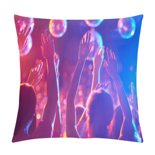Personality  Friends Dancing In Night Club Pillow Covers