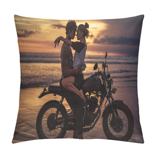 Personality  Passionate Couple Cuddling On Motorcycle At Beach During Sunset Pillow Covers