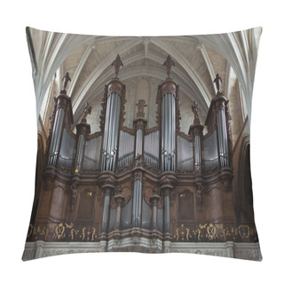 Personality  Pipe Organ In The Bordeaux Cathedral  Pillow Covers