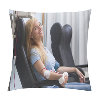 Personality  Smiling Woman Donating Blood Pillow Covers