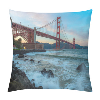 Personality  Golden Gate Bridge During Great Time Pillow Covers