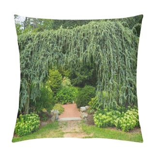 Personality  Garden Archway Landscape Showcasing Climbing Plants And Flowers Encompassing Within Park Garden. Pillow Covers