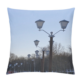 Personality  Row Of Lanterns Pillow Covers
