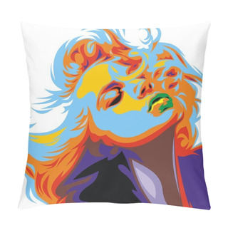 Personality  Blonde Girl Look Like Marilyn Monroe Pillow Covers