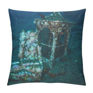Personality  Underwater Temple Pillow Covers