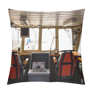 Personality  Warship Command Bridge Pillow Covers