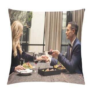 Personality  Side View Of Man Presenting Valentines Day Gift To Girlfriend At Restaurant Pillow Covers