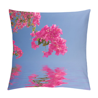 Personality  Beautiful Pink Flowers Reflected In Rendered Water Pillow Covers
