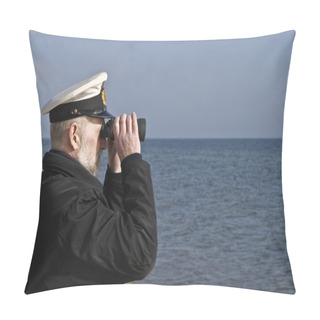 Personality  Sailor With Binoculars Pillow Covers