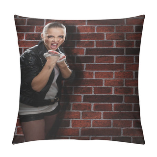 Personality  Angry Street Girl Fighting Pillow Covers