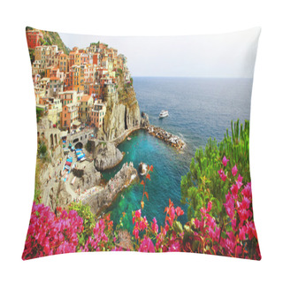 Personality  Manarola- Beautiful Village In Cinque Terre, Liguria, Italy Pillow Covers