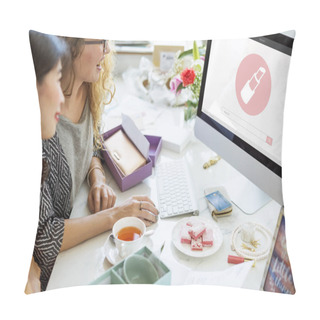 Personality  Women Working Together Pillow Covers