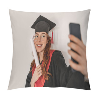 Personality  Cheerful Student In Graduation Cap And Gown Taking Selfie, Senior 2021 Pillow Covers