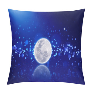 Personality  Full Moon Pillow Covers