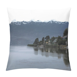 Personality  Tsunami At Sea Pillow Covers