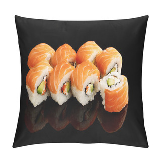 Personality  Delicious Philadelphia Sushi With Avocado, Creamy Cheese, Salmon And Masago Caviar Isolated On Black Pillow Covers