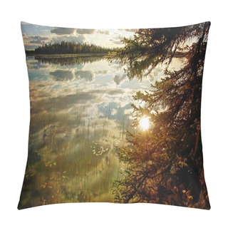 Personality  Alaskan Lake In Evening Light Pillow Covers