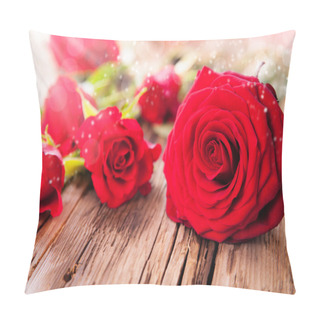 Personality  Red Roses On Wood Pillow Covers
