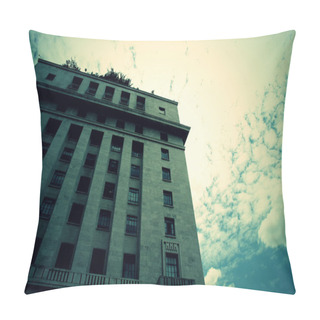 Personality  Building In Sao Paulo Pillow Covers