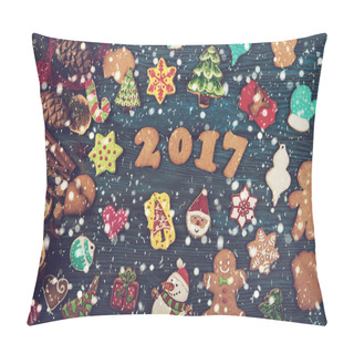 Personality  Gingerbreads For New 2017 Years Pillow Covers