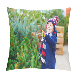 Personality  Beautiful Smiling Little Boy Holding Christmas Tree Pillow Covers