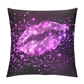 Personality  Vector Halftone Lips Illustration, Easy Editable Pillow Covers