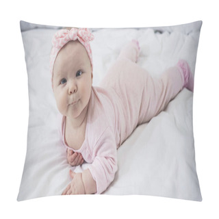 Personality  Funny Infant Baby Girl In Headband With Bow Lying On Bed Pillow Covers