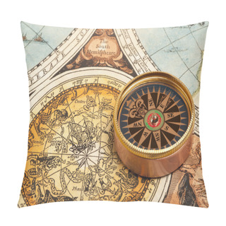 Personality  Old Compass  Pillow Covers