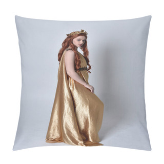 Personality  Full Length Portrait Of Girl With Red Hair Wearing Long Grecian Toga And Golden Wreath. Standing Pose With Back To The Camera,  Isolated Against A Grey Studio Background. Pillow Covers