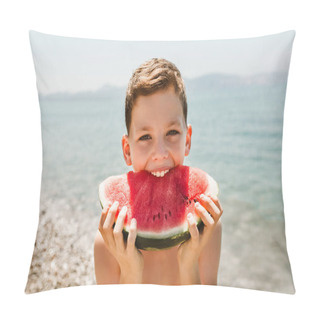 Personality  Cheerful Child Eating Juicy Watermelon. Kids Emotions Boy Eating Watermelon On The Background Of The Sea, The Beach, The Sea Coast. Pillow Covers
