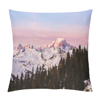 Personality  Mont Blanc At Dusk Pillow Covers