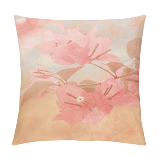 Personality  Bougainvillea With Soft Vintage Oil Painting Texture - Flower Background Pillow Covers