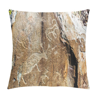 Personality  Petroglyphs Of The Tract Kalbak-Tash In Altai Republic, Russia. Pillow Covers