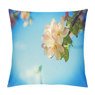 Personality  Small Branch With Apple Tree Flowers Pillow Covers