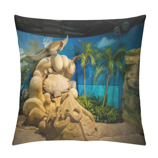 Personality  Hong Kong Ocean Park Ocean Wonders Aquarium Sand Sculpture Pillow Covers