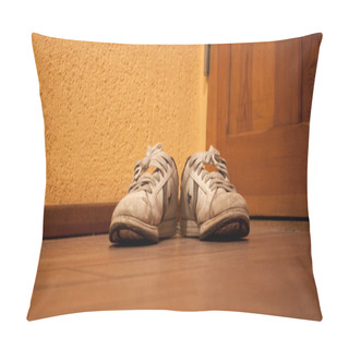 Personality  Old Sneakers Pillow Covers