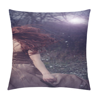 Personality  Woman In The Night Pillow Covers