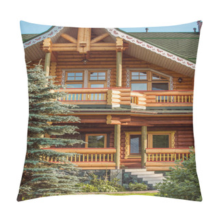 Personality Details Of Wooden Country House Pillow Covers