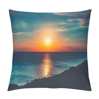 Personality  Colorful And Dramatic Sunset Sky Background Pillow Covers