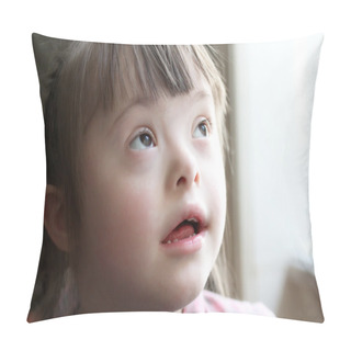 Personality  Girl In The Park Pillow Covers