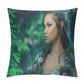 Personality  Elf Woman In A Magical Forest Pillow Covers