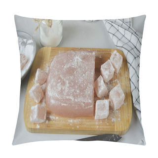 Personality  It Remains To Cut The Turkish Delight Into Pieces. Cut With A Sharp Knife, Rolling Each Cube In Powdered Starch. Pillow Covers